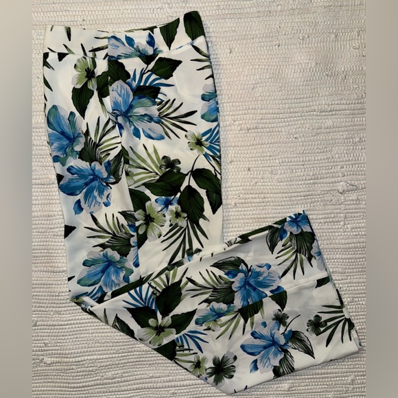 Banana Republic Wide Leg Colorful Floral Pants - Picture 4 of 8